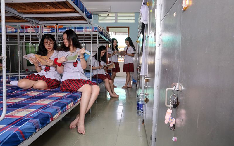 Trường Nội trú Hồng Đức