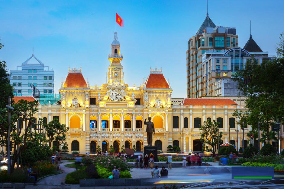Xây dựng cổng nội bộ tích hợp AI cho nhân viên tra cứu